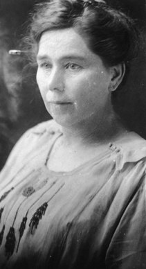 Amanda Dollins ca 1915